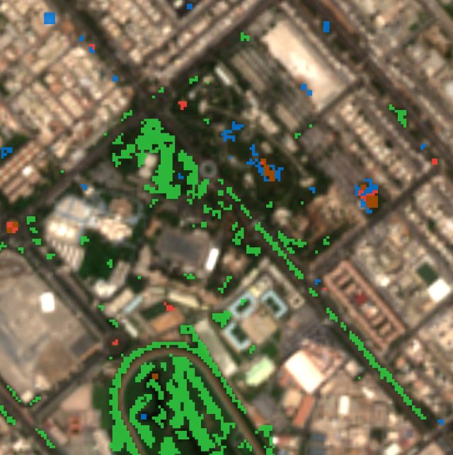 Al Mushrif, Abu Dhabi: green squares where park lawns and trees grew greener, with a few red squares where plants were lost